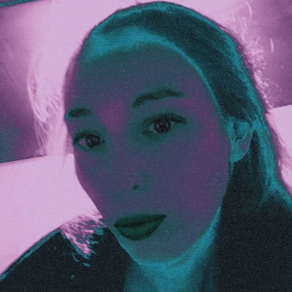 Meet your Posher, Carrie